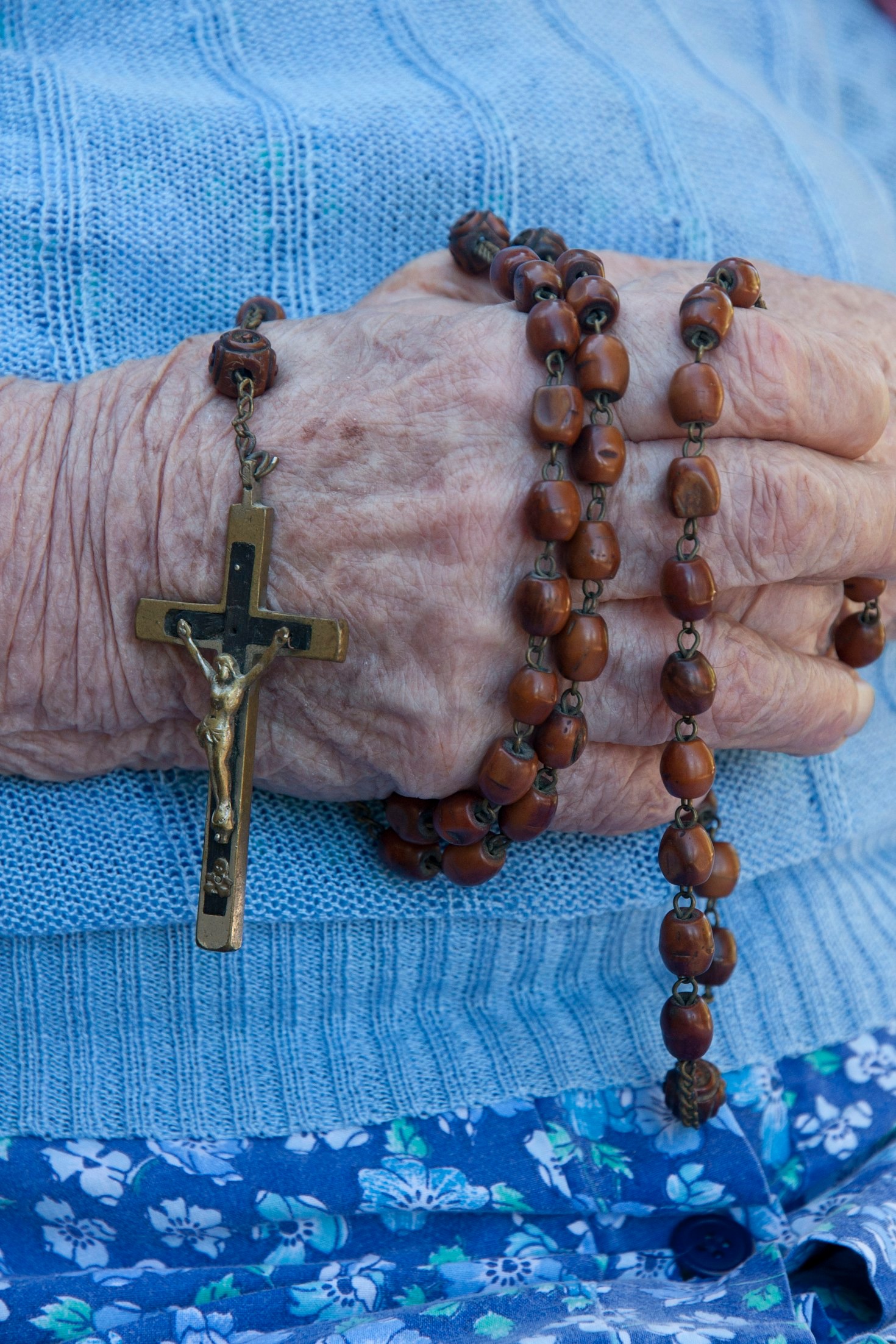 5 Ways to Connect with UnitedSacrament Community